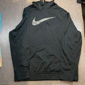 Black therma-fit nike hooded sweatshirt hoodie